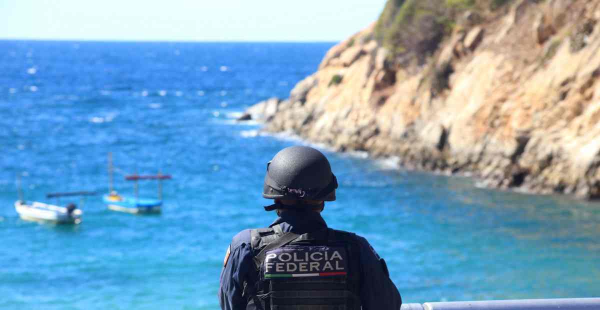Encuentran tres cuerpos en playa de Oaxaca tras accidente de una embarcación; autoridades indican que podrían ser migrantes