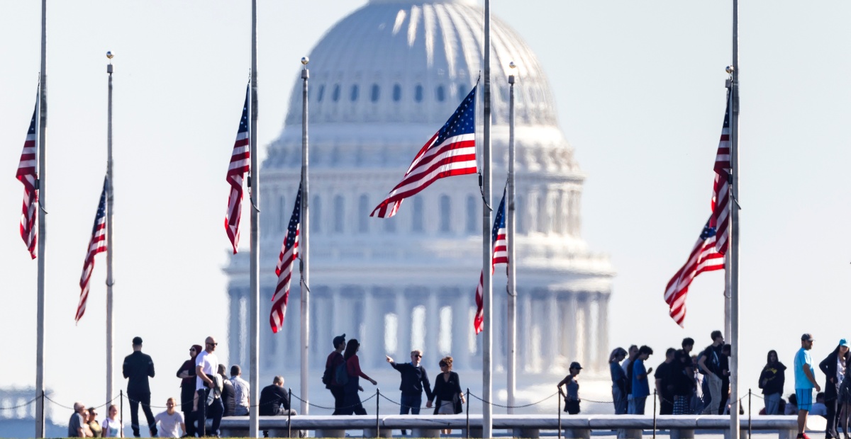 Biden ordena colocar a media asta la bandera en la Casa Blanca por las víctimas del tiroteo en Maine