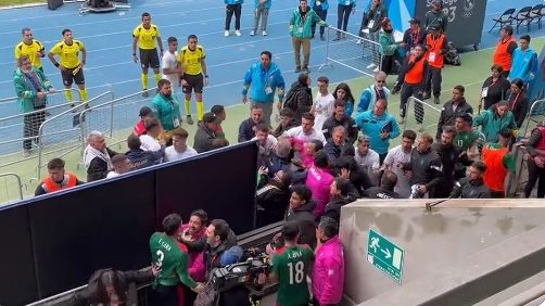 México avanza a Semifinales del futbol varonil en los Panamericanos ‘de rebote’ y tras bronca contra Uruguay